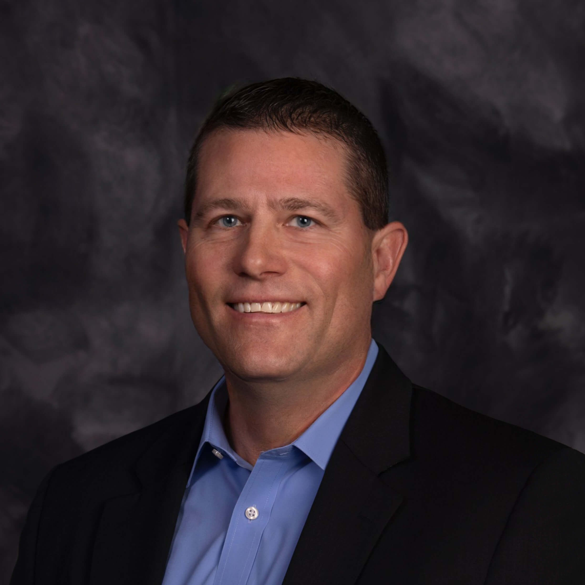 LounsberryKraig headshot - S (1)