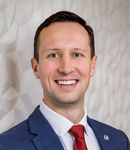 Travis Whiting Headshot