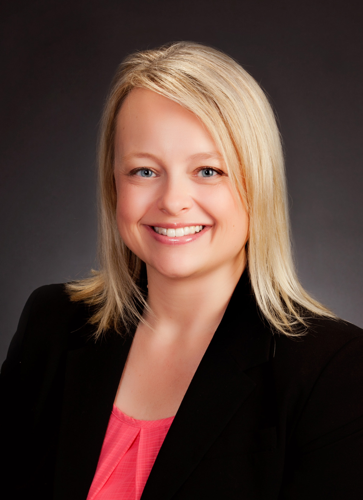 Lindsay Lanore Head Shot 15.05.29